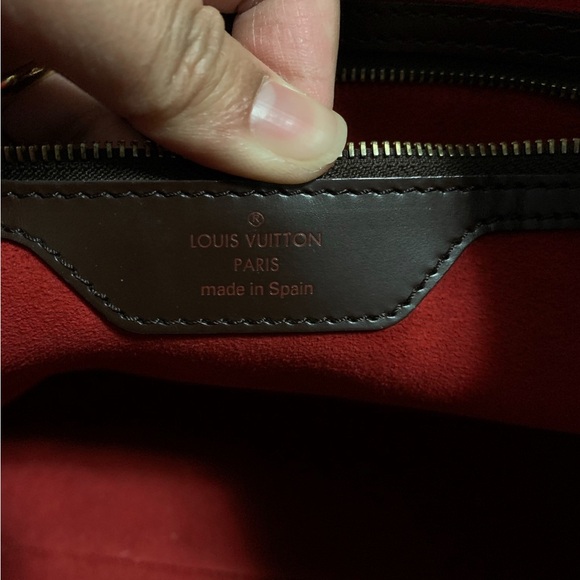 SOLD Louis Vuitton Damier Ebene Tote Bag - Picture 10 of 11